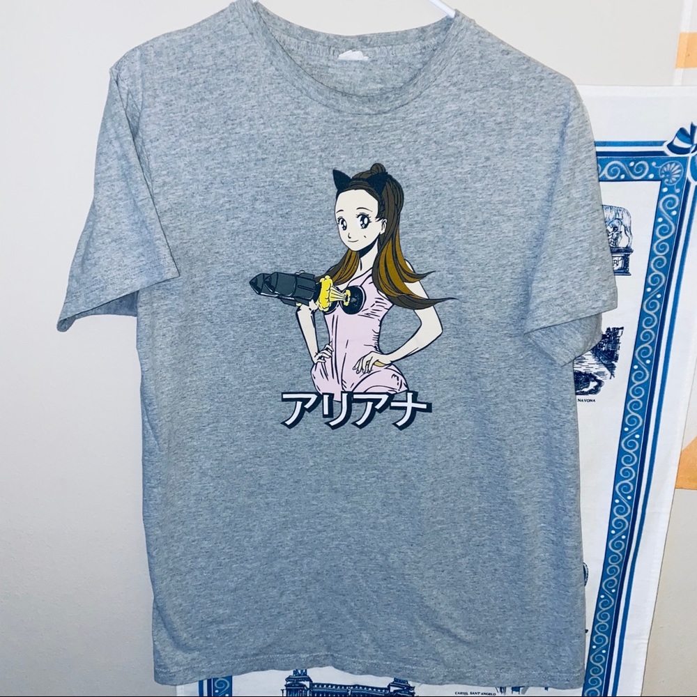 rare break free Ariana grande t-shirt
